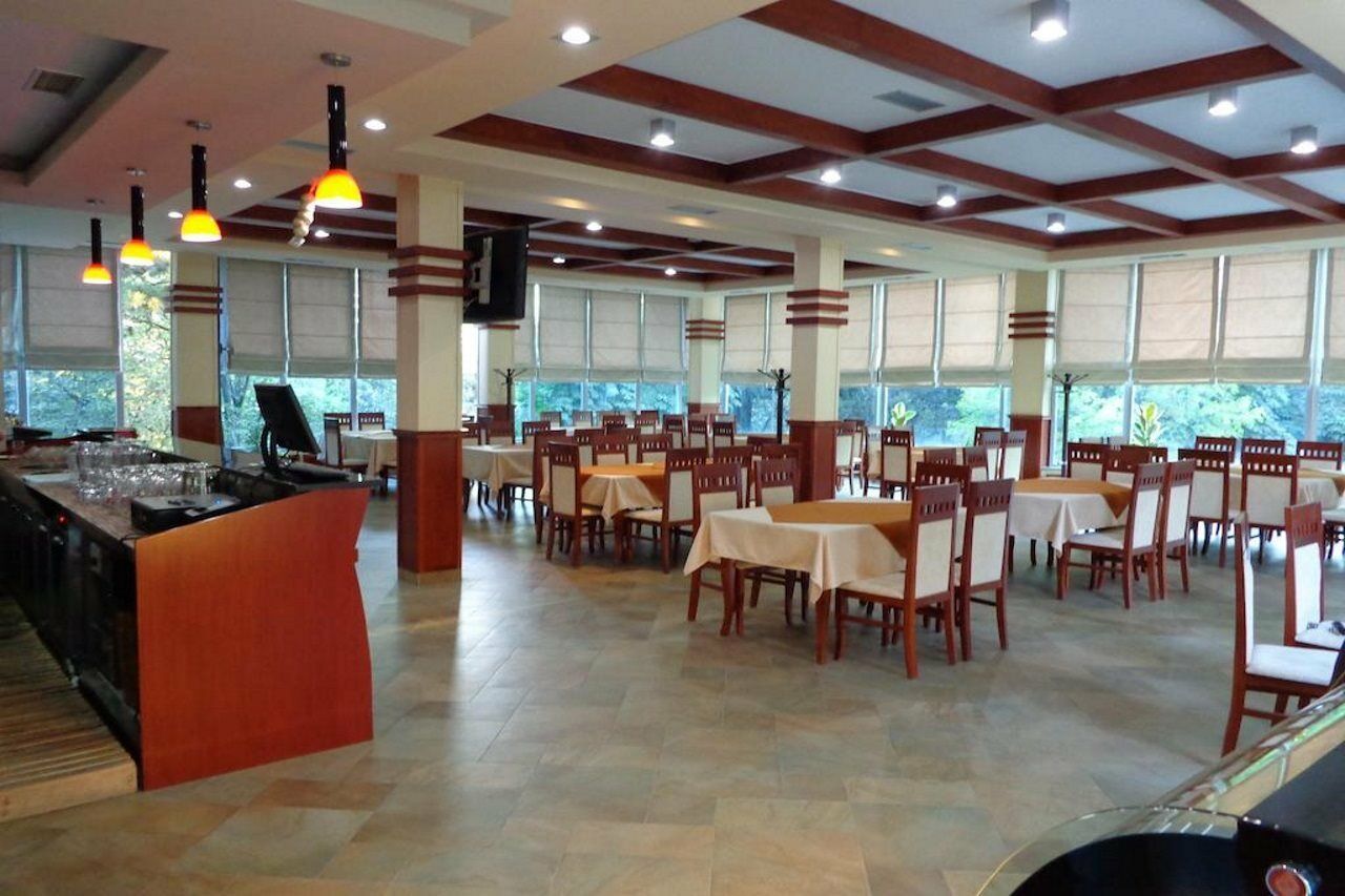 Hotel Piazza Peshkopi Экстерьер фото